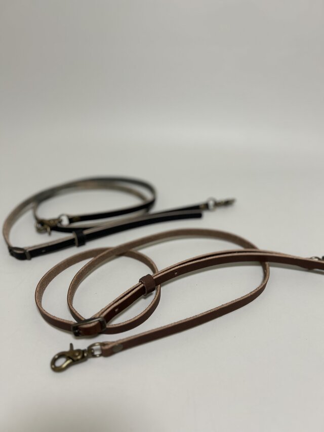 栃木レザーヌメ斜めかけ用ストラップ◇黒 サコッシュ スマホストラップ