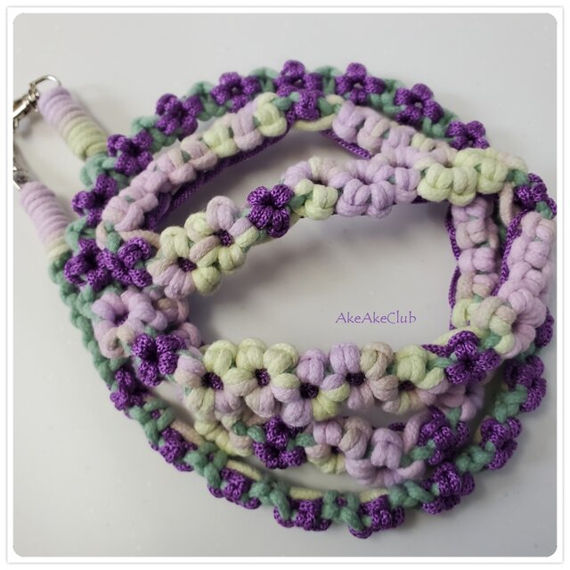 スマホショルダー＊すみれとライラック＊マクラメ