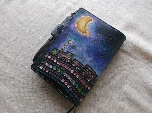 ほぼ日手帳対応　文庫サイズ手帳カバー　刻印＆拭き染め　牛革 ほぼ日手帳対応 牛革文庫サイズ手帳 刻印＆拭き染め | iichi