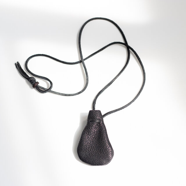 熊革巾着首飾り　ネックレス　ペンダント