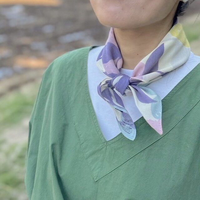 プチスカーフ「テンキ」うららか_葉（コットン100%）