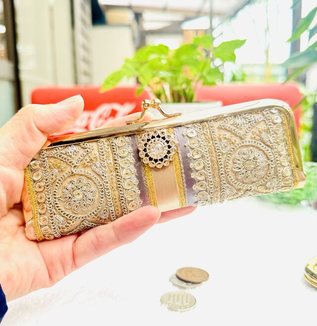 大人女子の仕分けの出来るリボンのコインケース　No.155