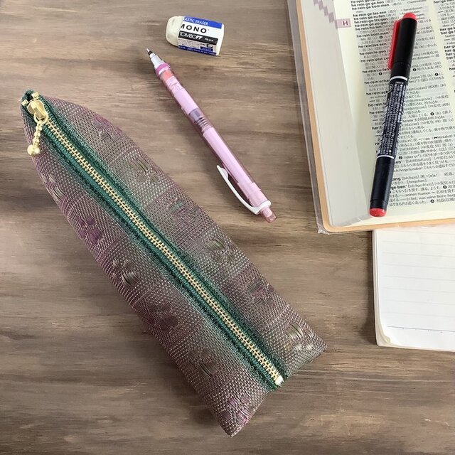 【肉球】畳縁　テトラ型　ペンケース　グリーン　ピンク　犬　猫　足あと