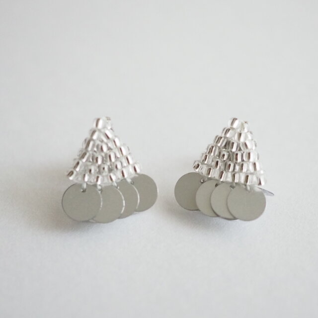 『Beadspan triangle』（シルバー）小サイズ　ピアス/イヤリング【受注】