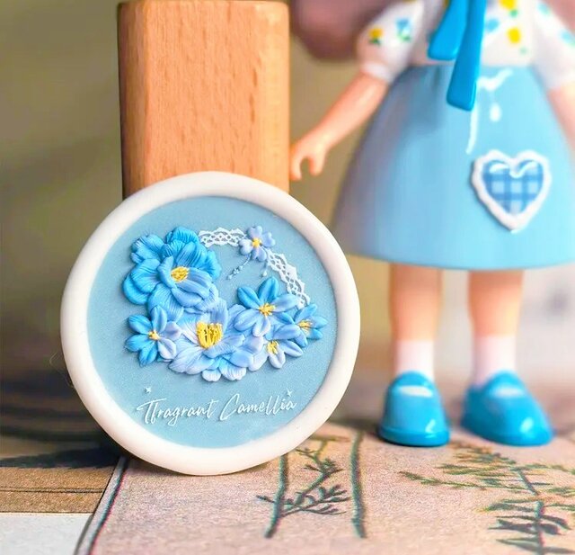 ホワイトキルト大☆シーリングスタンプ付きリボン♡エレガントミニ