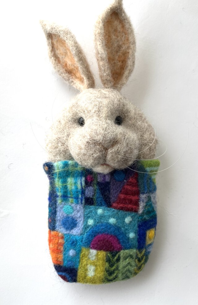 フェルトアニマルポーチ〜ウサギ〜 | iichi 日々の暮らしを心地よく