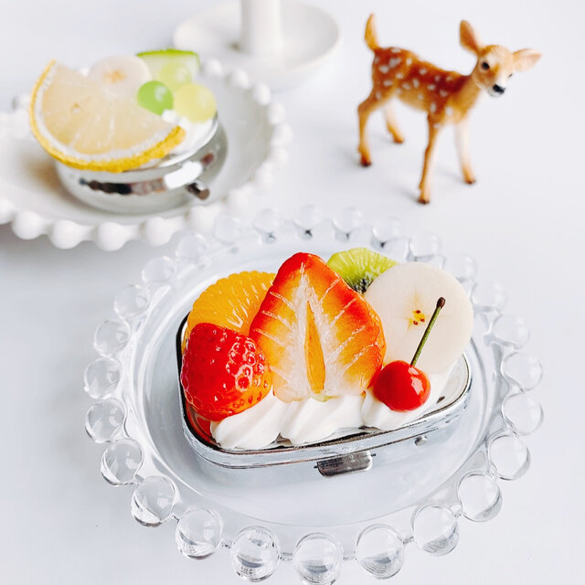本物みたいなフルーツのピルケース　スイーツデコ