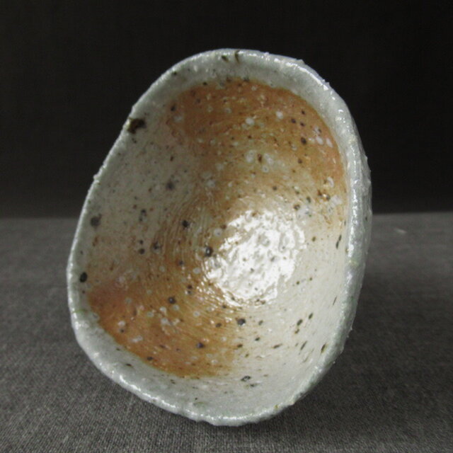 酒器 焼締め四角高台ぐい呑み 陶芸家オリジナル陶器（52） | iichi