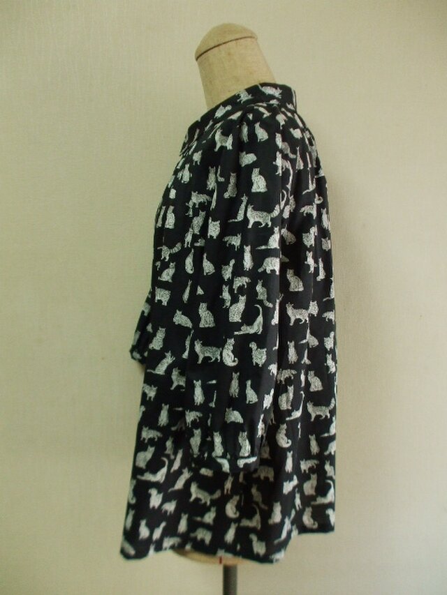 リバティタナローン ミャオウ(Meow) 小さいショールカラーのブラウス