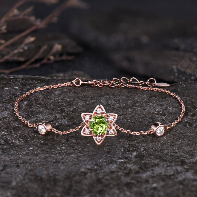 ユニークな六芒星ブレスレット 8月の誕生石 天然ペリドットブレスレット モアッサナイトハローブレスレット