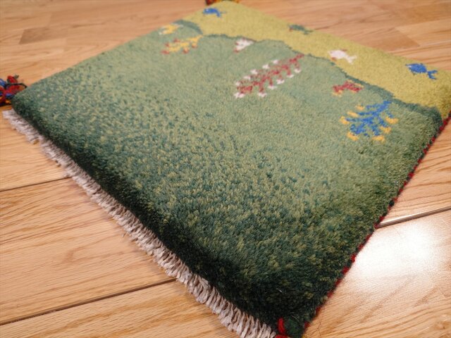 ペルシャ ギャッベ ミニマット ラグ 横40x38㎝ 緑色 黄緑色 風景