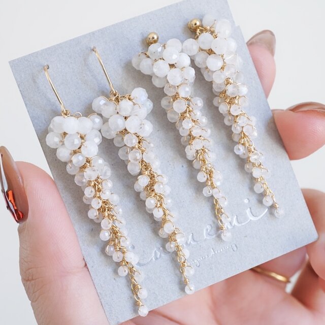天然石イヤリング　A288 イヤーカフ】「白藤」藤の花 レインボームーンストーン 天然石 6月