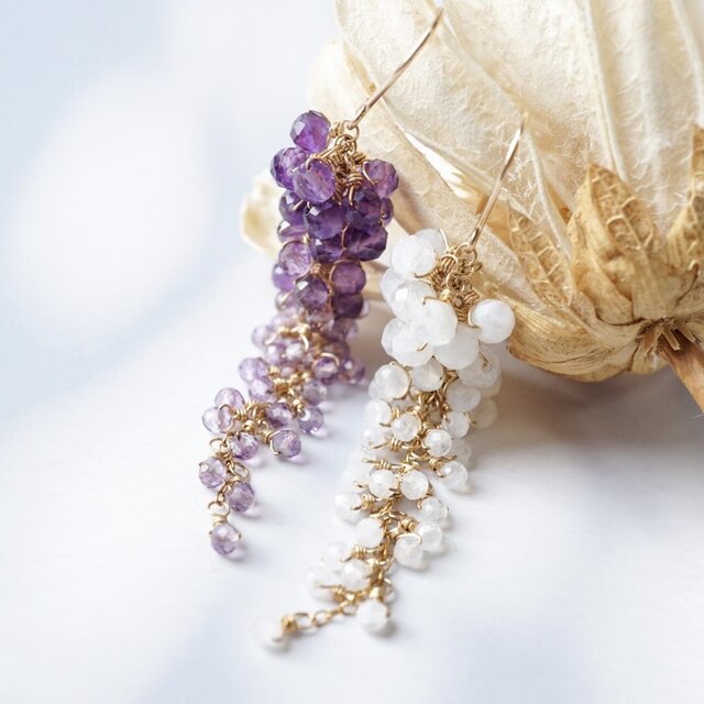 ピアス／イヤリング】「白藤」藤の花 レインボームーンストーン