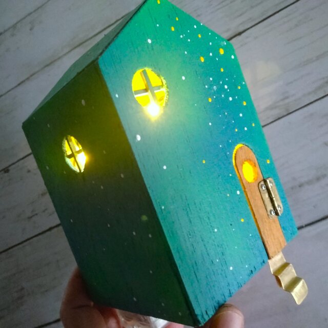 ★iichi限定★感謝価格～蓄光の星の家