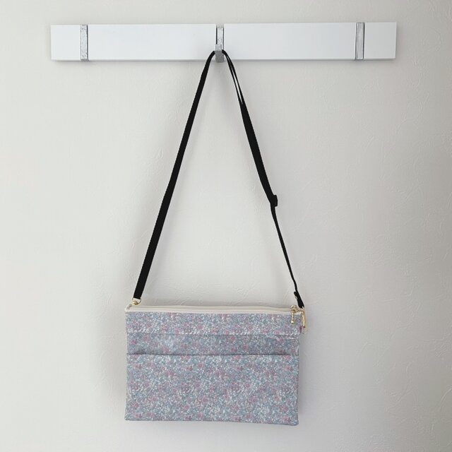 手帳ポーチ／サイズ2】Flower・モノクロ、イエロー（たくさん入る