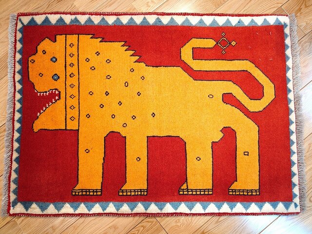 ペルシャ　トライバルラグ　アマレバフト　84×64 アイボリー　ライオン TRIBAL LION Rug】トライバル ライオン ラグ – ギャッベ