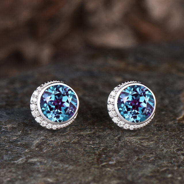 6月の誕生石アレキサンドライトピアスモアッサナイトムーンスタッドピアスカラーチェンジストーン誕生日ジュエリー記念日ギフト