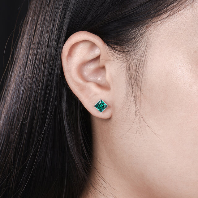 ヴィンテージ 5月の誕生石 エメラルド ピアス グリーン ジェムストーン