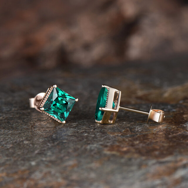 ヴィンテージ 5月の誕生石 エメラルド ピアス グリーン ジェムストーン