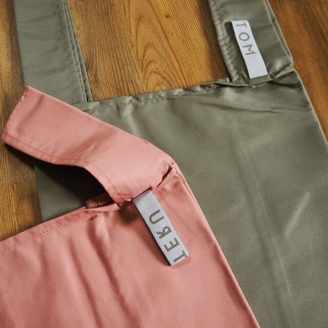 IU 2017年 9周年記念ファンミーティング カセットテープ エコバッグ 3-2_1600x.jpg?v=1700810594