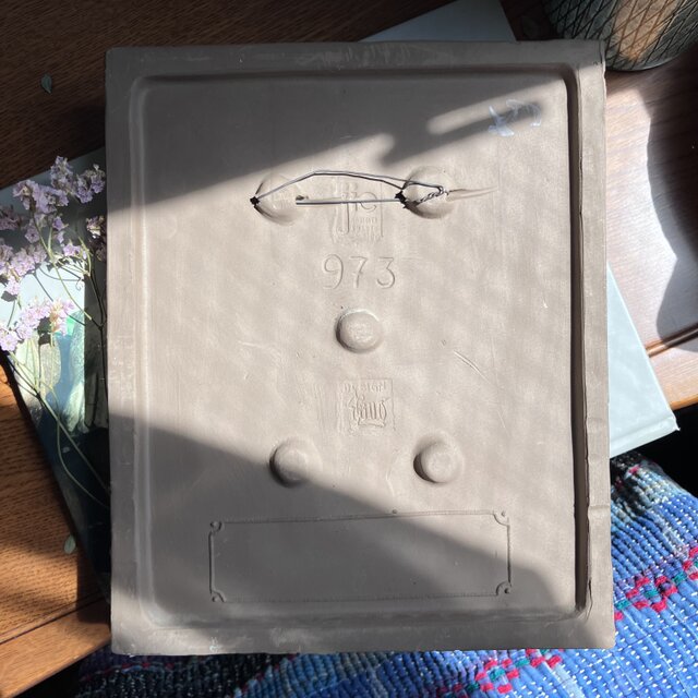 ジィ　ガントフタ　陶板② 北欧＊蝶とお花の華やかな陶板／ジィガントフタ／Jie Gantofta