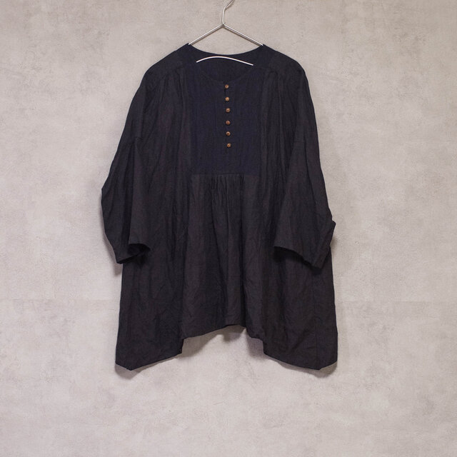 リネンプルオーバー　紫黒色（しこくいろ）