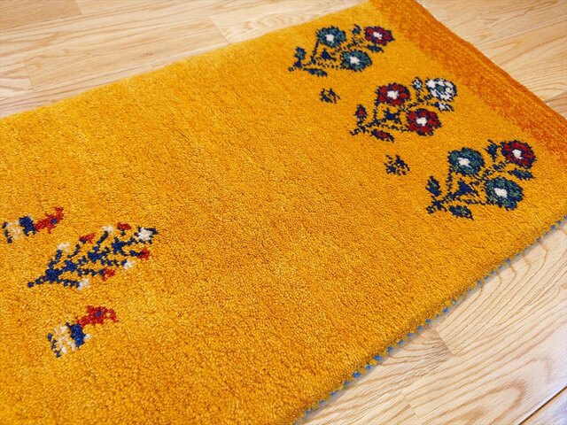 ペルシャ ギャッベ ミニランナー 119x40cm 黄金色 オレンジ 花 羊ヤギ