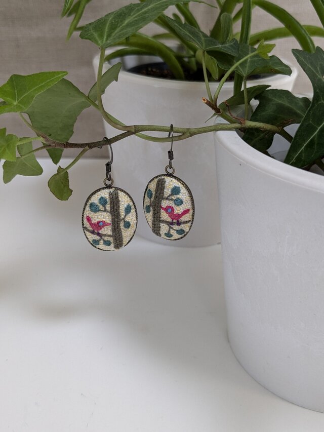 鳥の歌声　ピアス