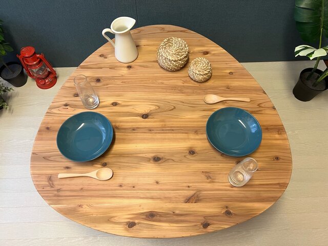 【送料無料】 テーブル おにぎり 約90cm 杉 折り畳み アイアン脚 送料無料】 テーブル おにぎり 約90cm 杉 折り畳み アイアン脚