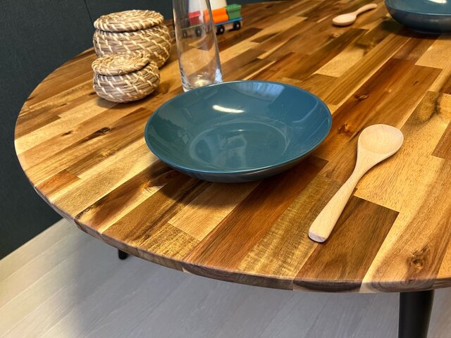 送料無料】 テーブル 丸形 直径90cm アカシア ブラウン 折畳み アイアン