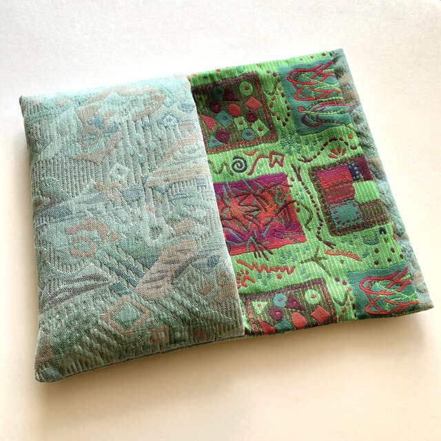 うさ／御朱印帳入れ、数寄屋袋 数寄屋袋(ダマスク茶) 御朱印帳入れ 和柄ポーチ Sukiyabag