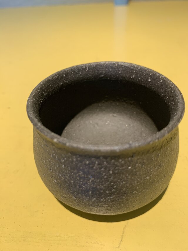 珠洲焼きのぐい呑み A | iichi 日々の暮らしを心地よくする