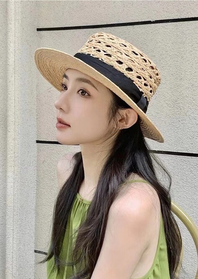 ラフィアハット、麦わら帽子 切り抜き織り 夏帽子 大人 ストローハット、ミディアムブリム 日よけ・UV対策 サイズ調節