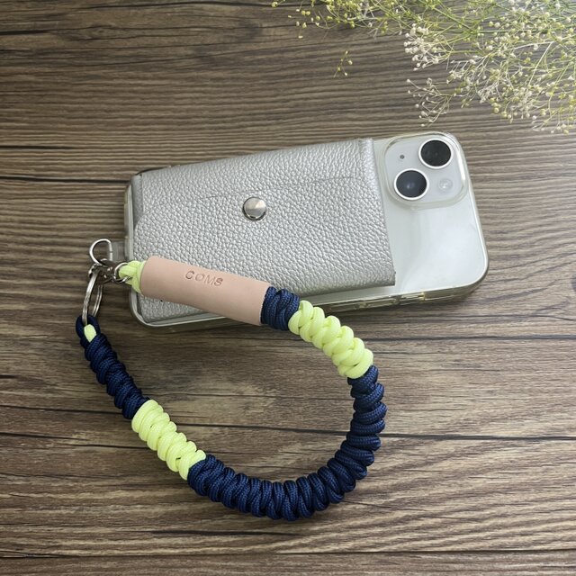 パラコード スマホストラップ　ハンドメイド ハンドメイド ストラップ スマホ ショルダー パラコード 花x4