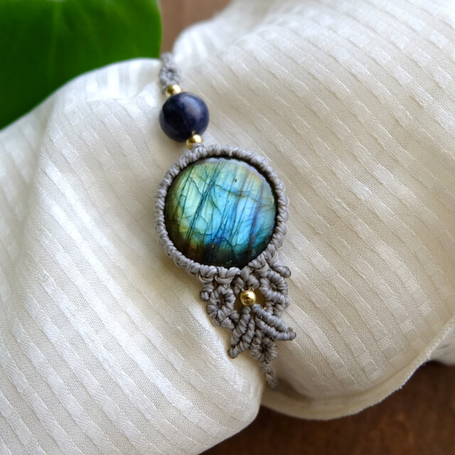 不思議な魅力！ラブラドライトたんのブレスレット！ 不思議な魅力