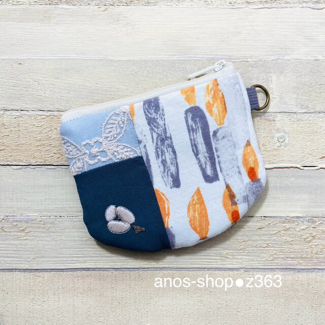 ハンドメイド まあるいポーチ ミナペルホネン生地使用♪ z363○ファスナーポーチ（ミナペルホネン刺繍生地使用 | iichi