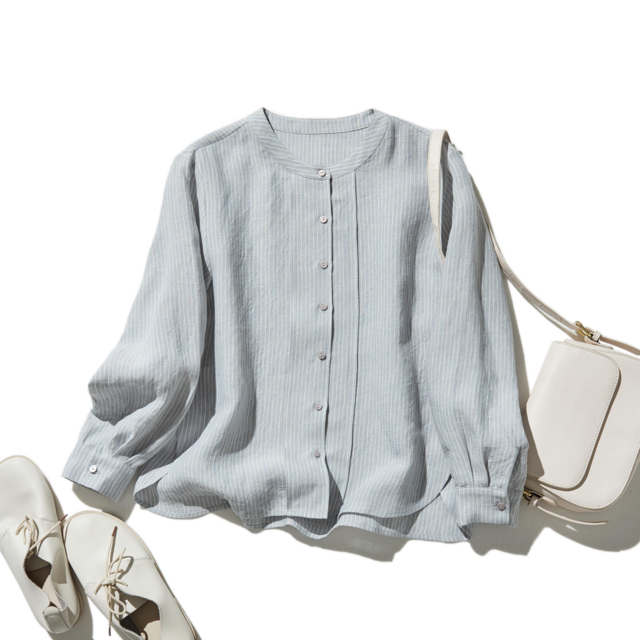 シンプルながらもこだわりのディテールが光る一枚　フランス産リネン100％　ストライプシャツ　薄い水色250410-2
