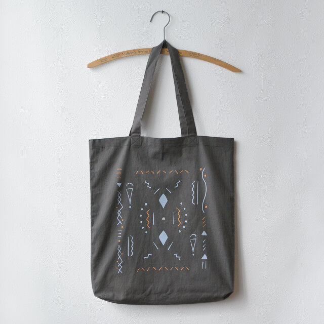 大きめ 肩掛け トートバッグ　charcoal