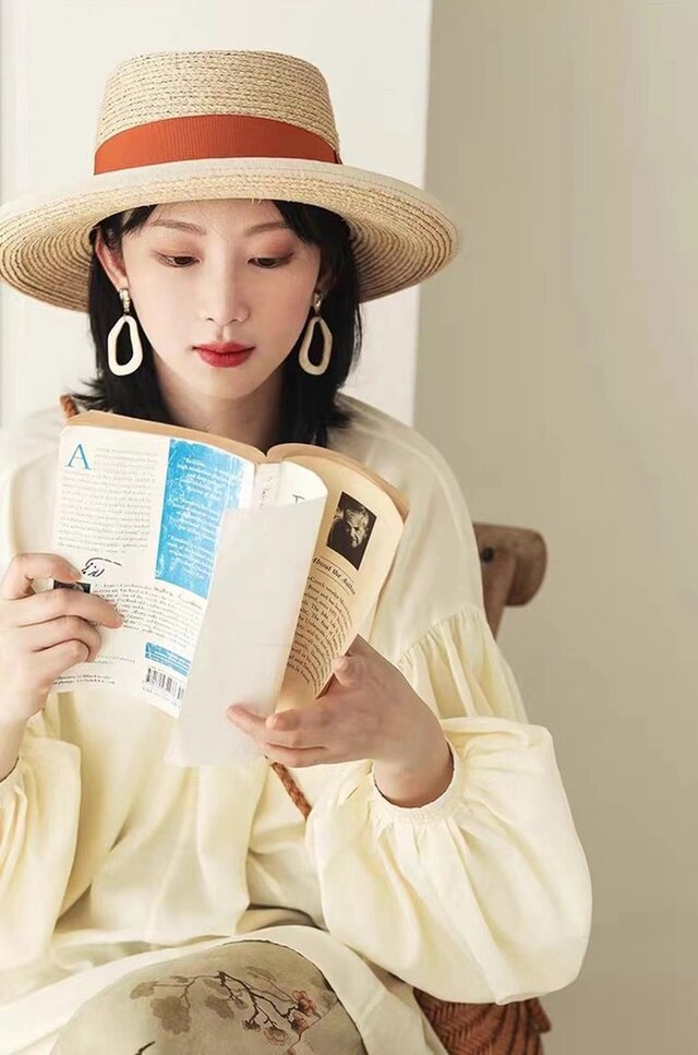 ラフィアハット、麦わら帽子 ミディアムブリム 夏帽子女性 ストロー