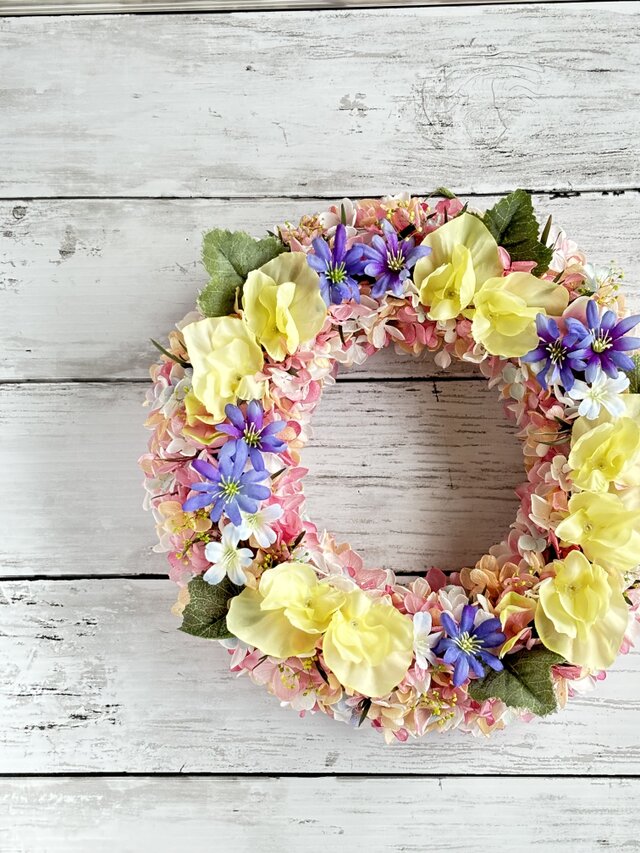 染め花リース ピンク・黄色・紫 完成品 ふんわりパステルカラーのフラワーリース：ピンク パープル 白