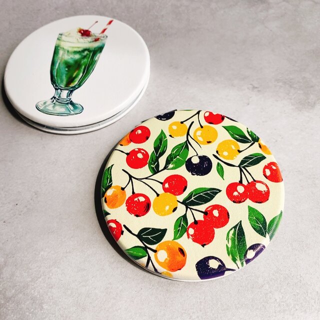 レトロさくらんぼのコンパクトミラー 鏡 | iichi 日々の暮らしを