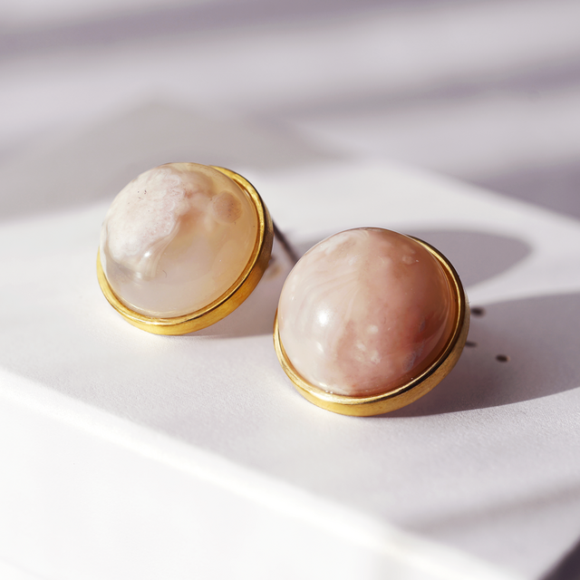 桜瑪瑙（さくらめのう）の一粒ピアス☆イヤリング可 ～Cherry