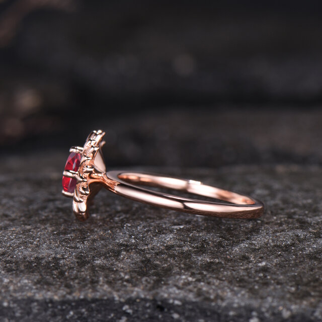 K10ソリッドローズゴールドひまわりリング 7月の誕生石ルビー