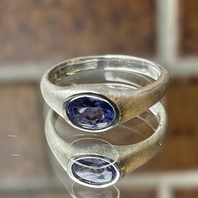 タンザナイト 0.7ct OV 印台 シルバーSV925リング | iichi 日々