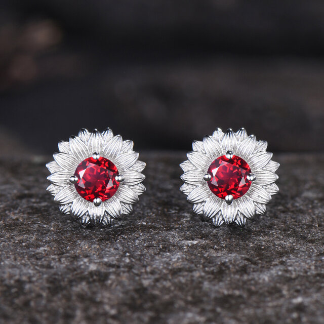 ユニークなひまわりピアス 7月の誕生石 レッドルビースタッドピアス ソリティアピアス 母の日ジュエリーギフト