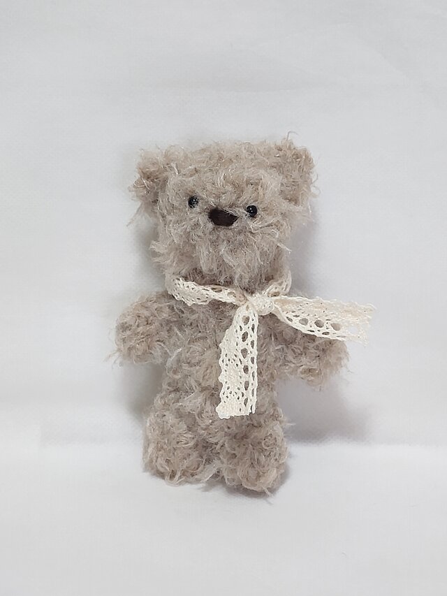 小さなベア (あみぐるみ)