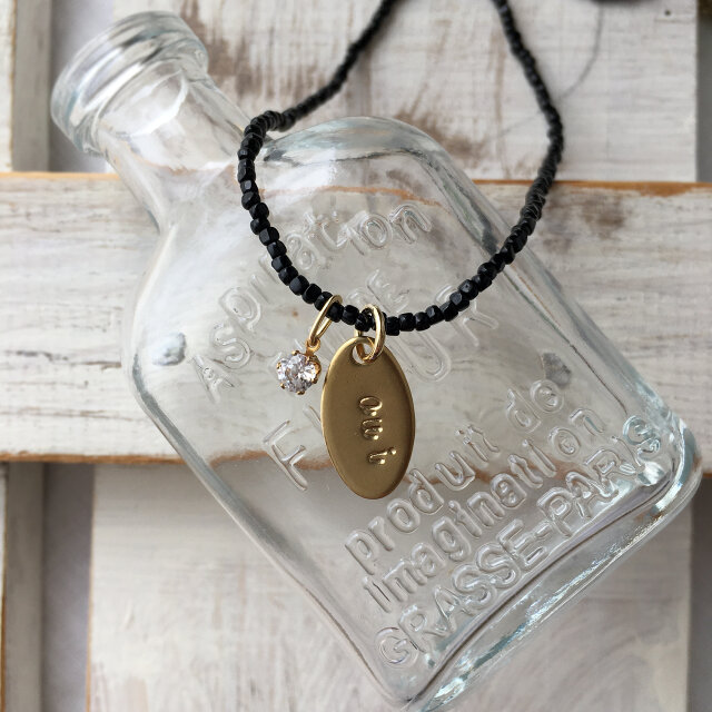 マット な シードビーズ の ネックレス /  ブラック