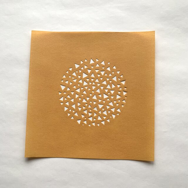 型紙（三角まる・8.3cm）