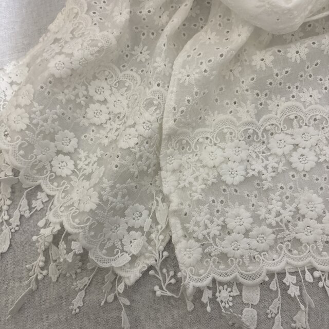 箱入り naturalbasic レース 刺繍入りストール 箱入り naturalbasic レース 刺繍入りストール 箱入り