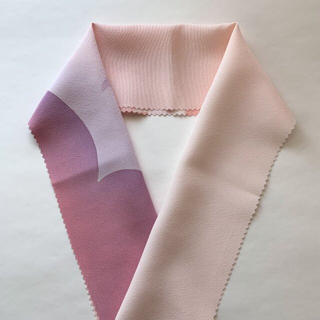 絹手染半衿（鳥雲）